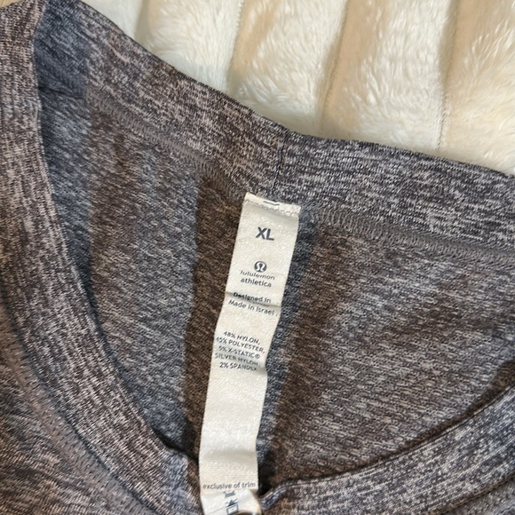 Men’s Lululemon Tank Top - Picture 2 of 3